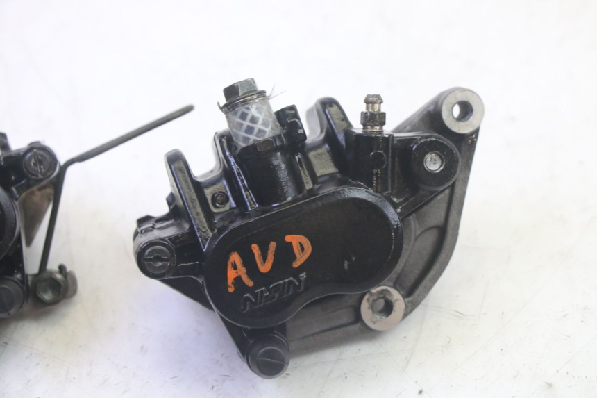 photo de FRONT BRAKE CALIPER SUZUKI GSF N BANDIT 600 (1996 - 1999) - Zoom on usage condition