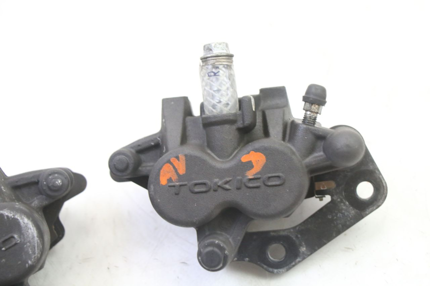 photo de FRONT BRAKE CALIPER SUZUKI GSR 750 (2011 - 2017)