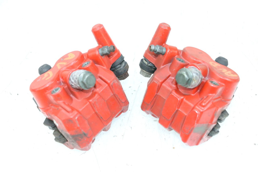 photo de FRONT BRAKE CALIPER JM MOTORS GTS 125 (2015 - 2019) - High-resolution close-up