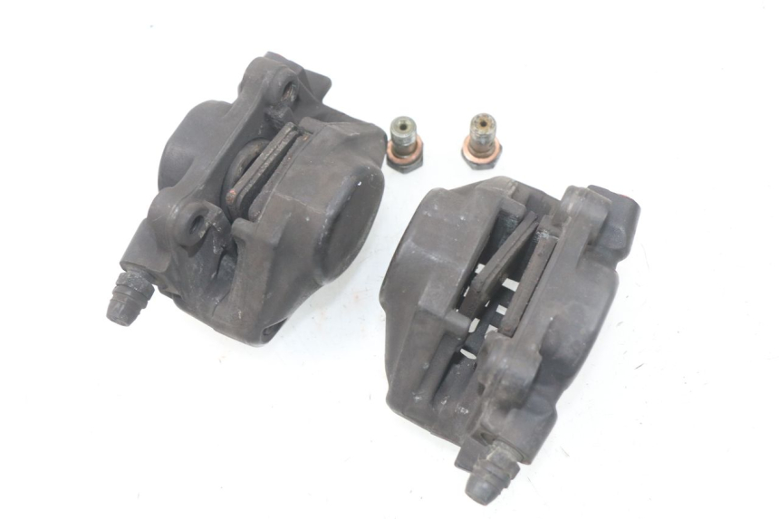 photo de FRONT BRAKE CALIPER PIAGGIO MP3 LT 400 (2007 - 2012) - Alternative perspective