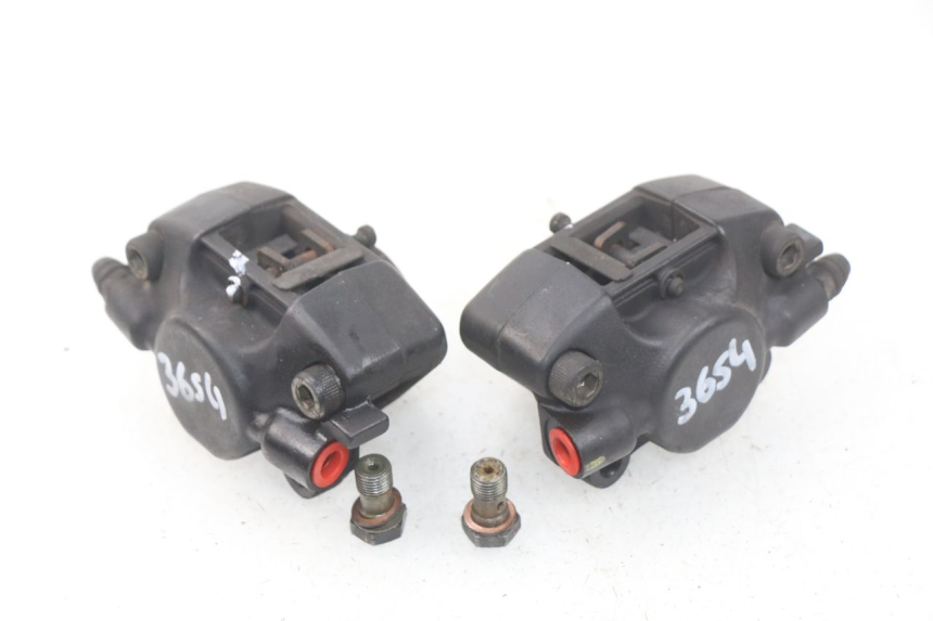 photo de FRONT BRAKE CALIPER PIAGGIO MP3 LT 400 (2007 - 2012) - Technical close-up