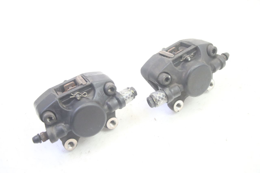 photo de FRONT BRAKE CALIPER PIAGGIO MP3 500 (2016 - 2018) - Alternative perspective