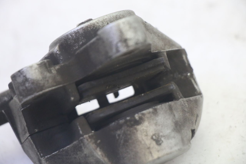 photo de FRONT BRAKE CALIPER YAMAHA NEOS NEO'S 4T 50 (2008 - 2016) - Fixing points details