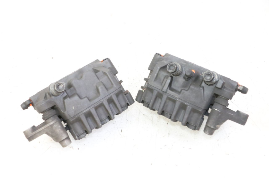photo de FRONT BRAKE CALIPER HONDA NTV DEAUVILLE 650 (2001 - 2006)
