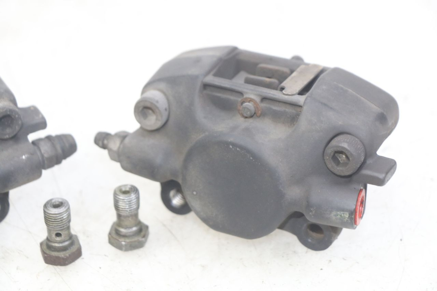 photo de FRONT BRAKE CALIPER PIAGGIO MP3 LT 400 (2007 - 2012)