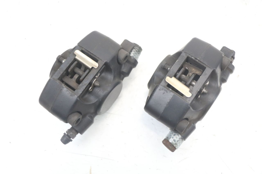 photo de FRONT BRAKE CALIPER PIAGGIO MP3 LT 400 (2007 - 2012)