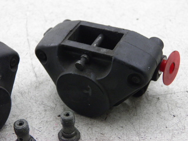 photo de FRONT BRAKE CALIPER PIAGGIO MP3 LT 300 (2010 - 2016)