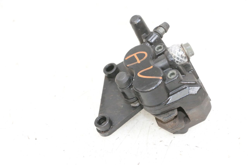 photo de FRONT BRAKE CALIPER EFUN PUSA 1 - Fixing points details