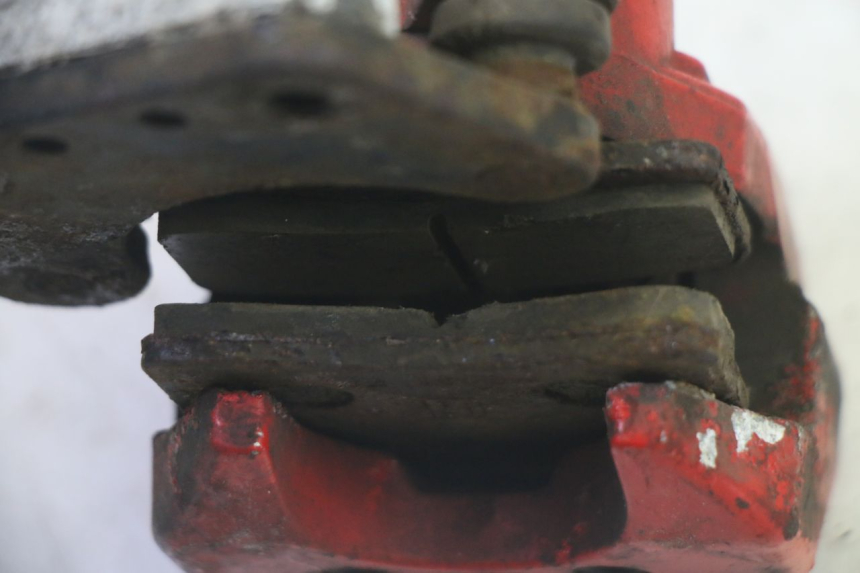 photo de FRONT BRAKE CALIPER RIDE RACE 2T 50 (2012 - 2017) - Surface and material condition