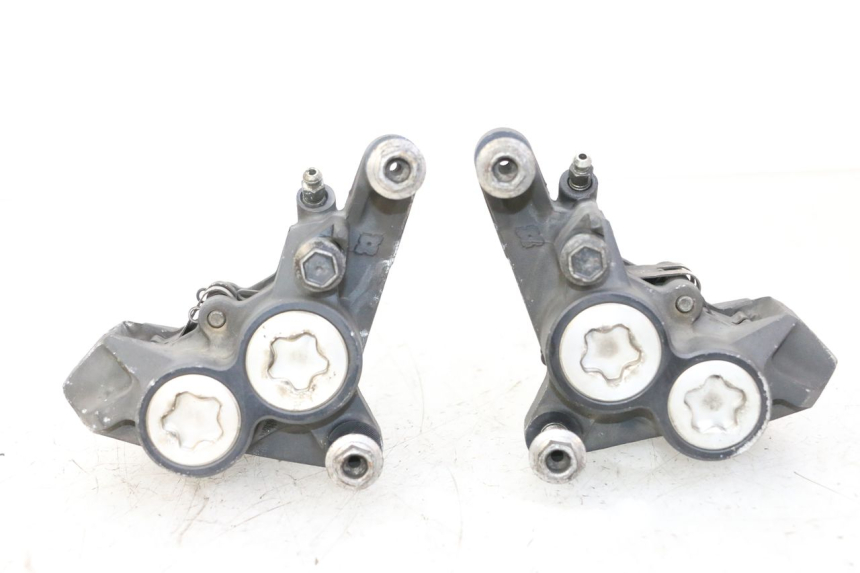 photo de FRONT BRAKE CALIPER YAMAHA TDM ABS 900 (2002 - 2014)