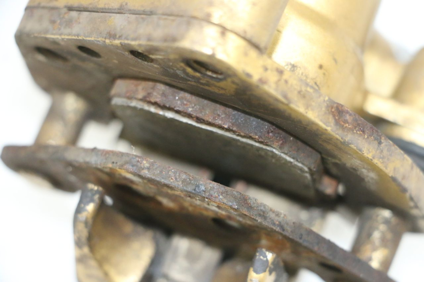 photo de FRONT BRAKE CALIPER PEUGEOT VIVACITY 100 (1999 - 2008) - Technical close-up