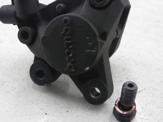 photo de FRONT BRAKE CALIPER YAMAHA BW'S 50 (2004 - 2017)