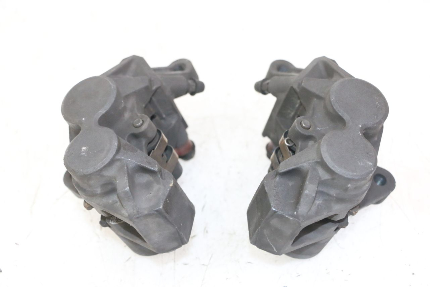 photo de FRONT BRAKE CALIPER YAMAHA FZS FAZER 600 (2001 - 2003)