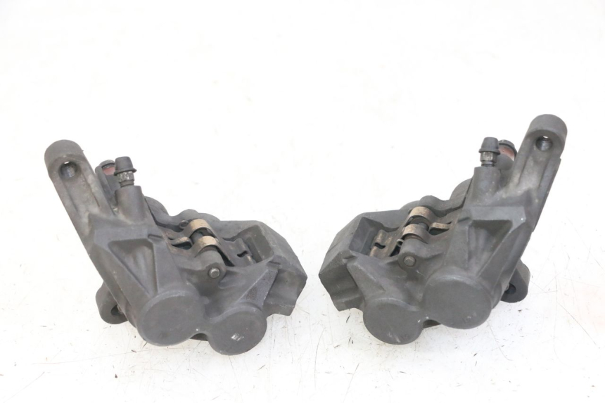 photo de FRONT BRAKE CALIPER YAMAHA FZS FAZER 600 (2001 - 2003)