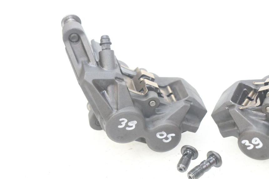 photo de FRONT BRAKE CALIPER YAMAHA MT-07 MT07 ABS 700 (2014 - 2017)