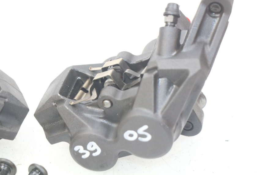 photo de FRONT BRAKE CALIPER YAMAHA MT-07 MT07 ABS 700 (2014 - 2017)