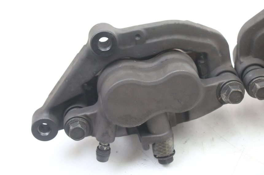 photo de FRONT BRAKE CALIPER YAMAHA XJ6 600 (2008 - 2016)