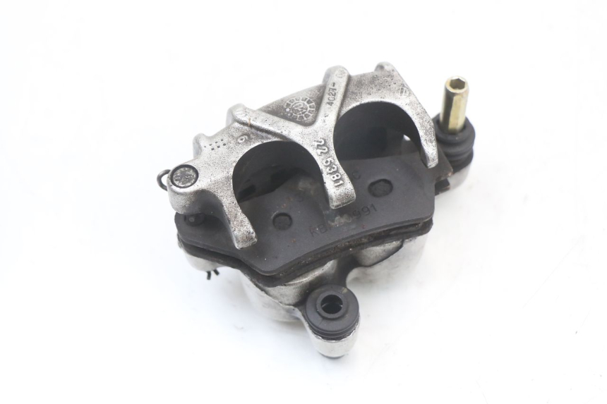 photo de FRONT BRAKE CALIPER YAMAHA YP MAJESTY 125 (2002 - 2006)