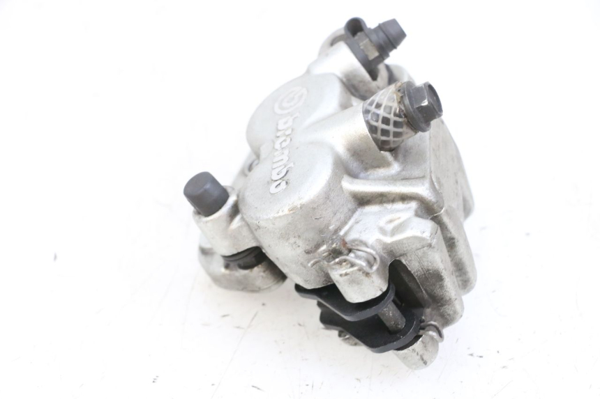 photo de FRONT BRAKE CALIPER YAMAHA YP MAJESTY 125 (2002 - 2006) - Product overview