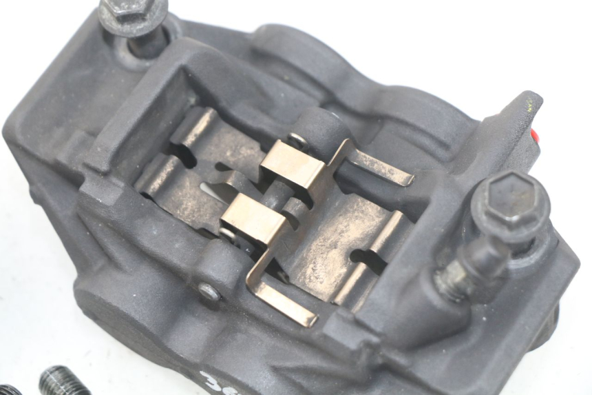 photo de FRONT BRAKE CALIPER YAMAHA YP T-MAX TMAX 530 (2017 - 2020)