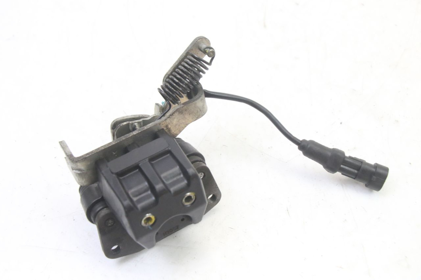 photo de BRAKE CALIPER ROLL LOCK PIAGGIO MP3 500 (2011 - 2015)