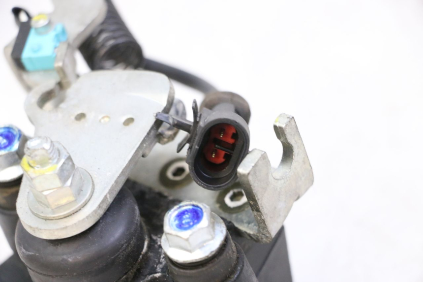 photo de BRAKE CALIPER ROLL LOCK PIAGGIO MP3 500 (2014 - 2016)
