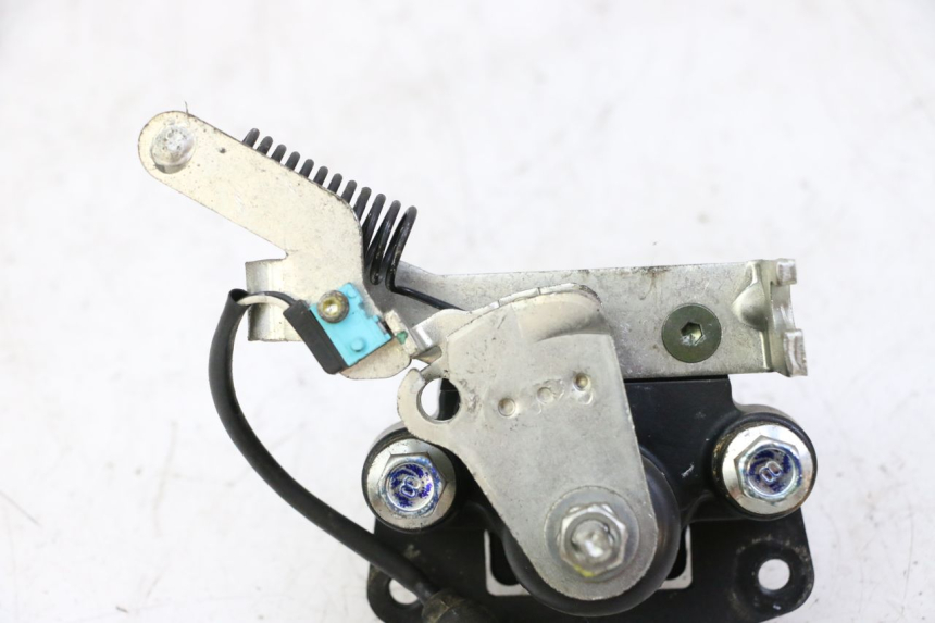 photo de BRAKE CALIPER ROLL LOCK PIAGGIO MP3 500 (2011 - 2015)