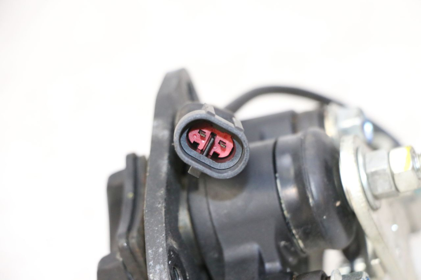 photo de BRAKE CALIPER ROLL LOCK PIAGGIO MP3 500 (2011 - 2015)