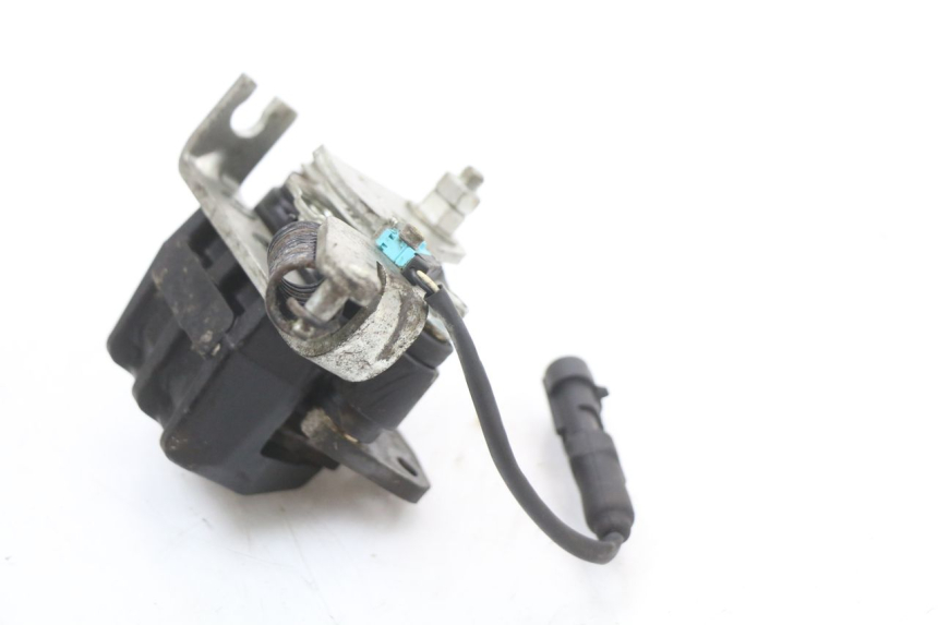 photo de BRAKE CALIPER ROLL LOCK PIAGGIO MP3 500 (2011 - 2015)