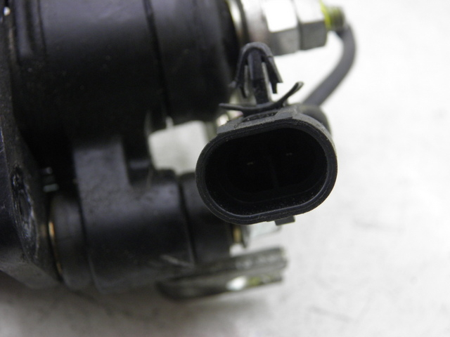 photo de BRAKE CALIPER ROLL LOCK PIAGGIO MP3 500 (2011 - 2015)