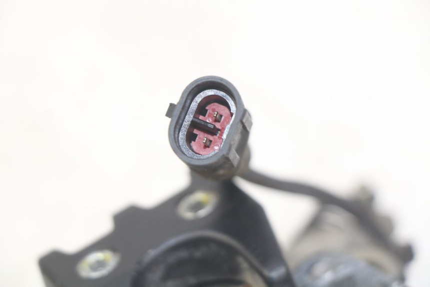 photo de BRAKE CALIPER ROLL LOCK PIAGGIO MP3 RL 250 (2007 - 2010)