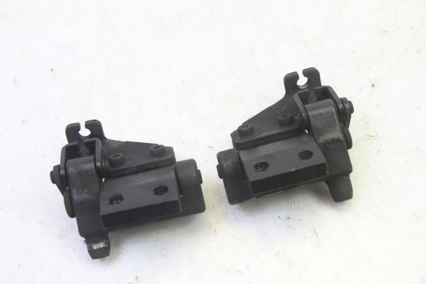 photo de PARKING CALIPER QUADRO 4 4D 350 (2015 - 2018)