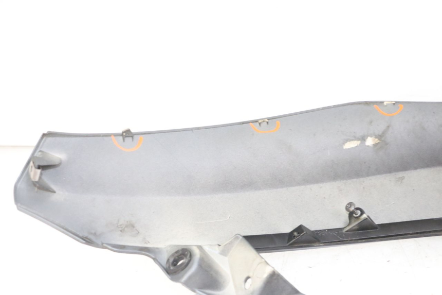 photo de FRONT FAIRING PIAGGIO IE MP3 YOURBAN 300 (2011 - 2016)