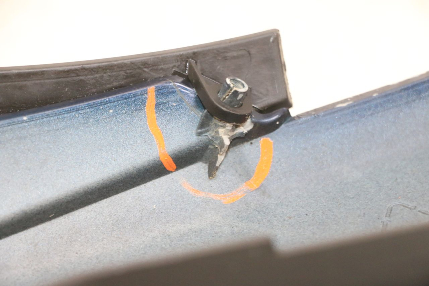 photo de LOWER FRONT FAIRING  PIAGGIO MP3 RL 250 (2007 - 2010) - Markings and original references