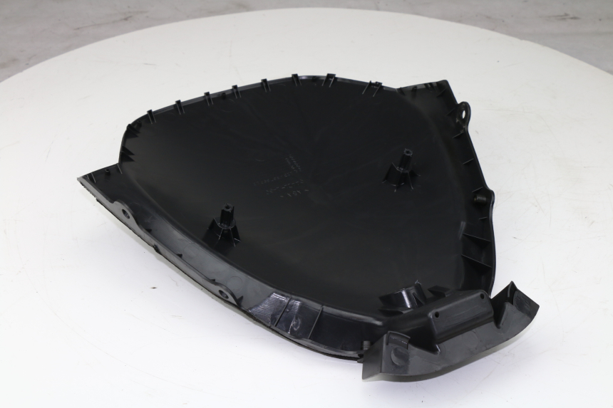 photo de INNER FRONT FAIRING SUZUKI AN BURGMAN 400 (1999 - 2005)