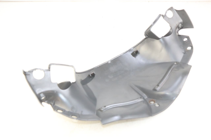 photo de INNER FRONT PANEL HONDA FES PANTHEON 2T 125 (1998 - 2002)