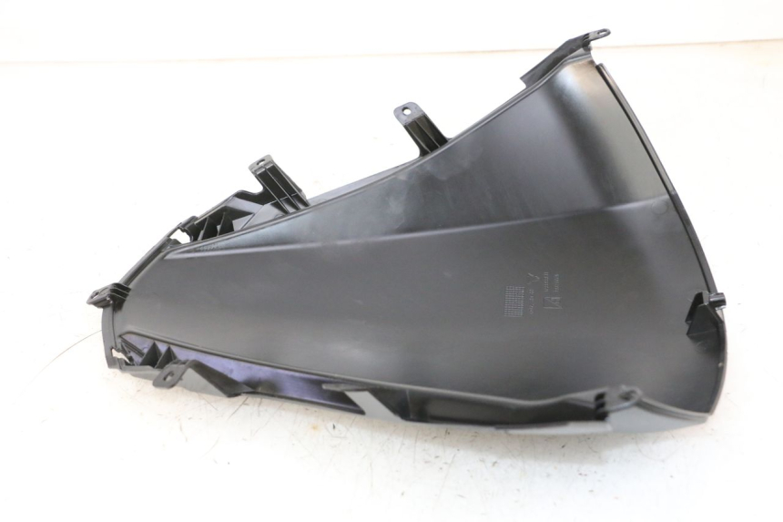 photo de INNER FRONT FAIRING PIAGGIO MP3 HPE 300 (2019 - 2026) - Component detail