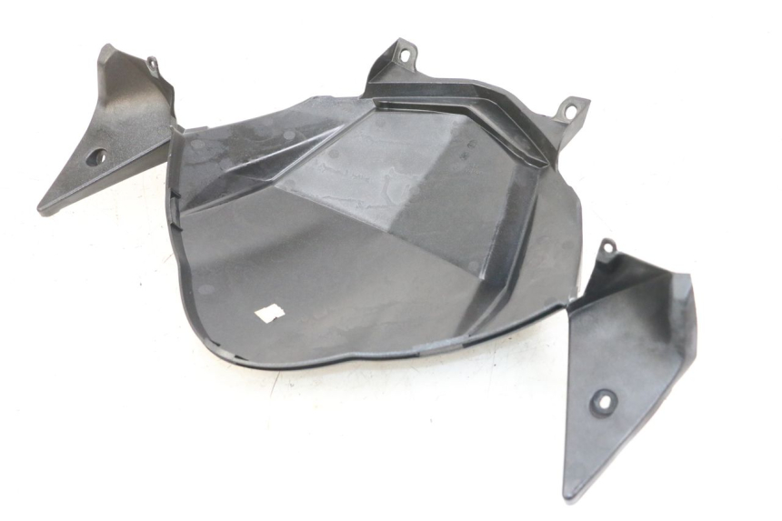 photo de INNER FRONT PANEL PEUGEOT SATELIS 125 (2006 - 2009)