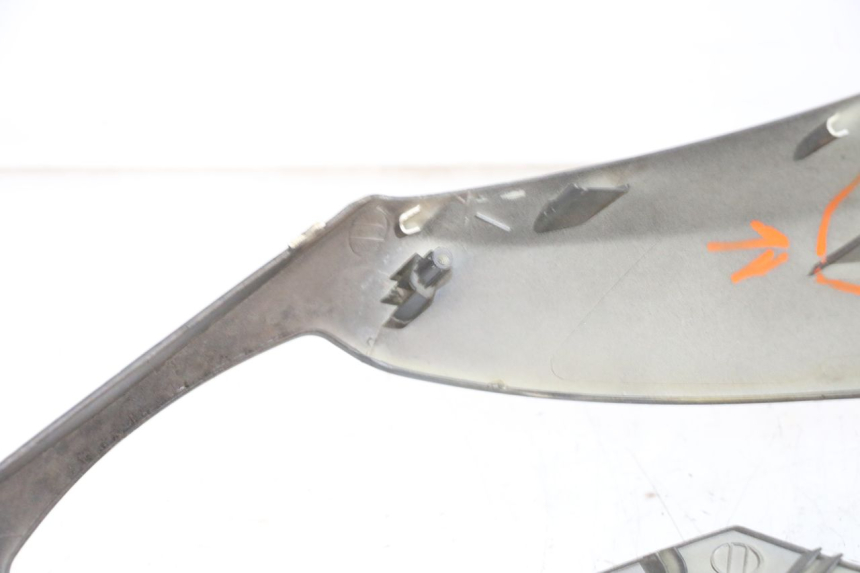 photo de FRONT FAIRING PEUGEOT KISBEE 2T 50 (2010 - 2017)