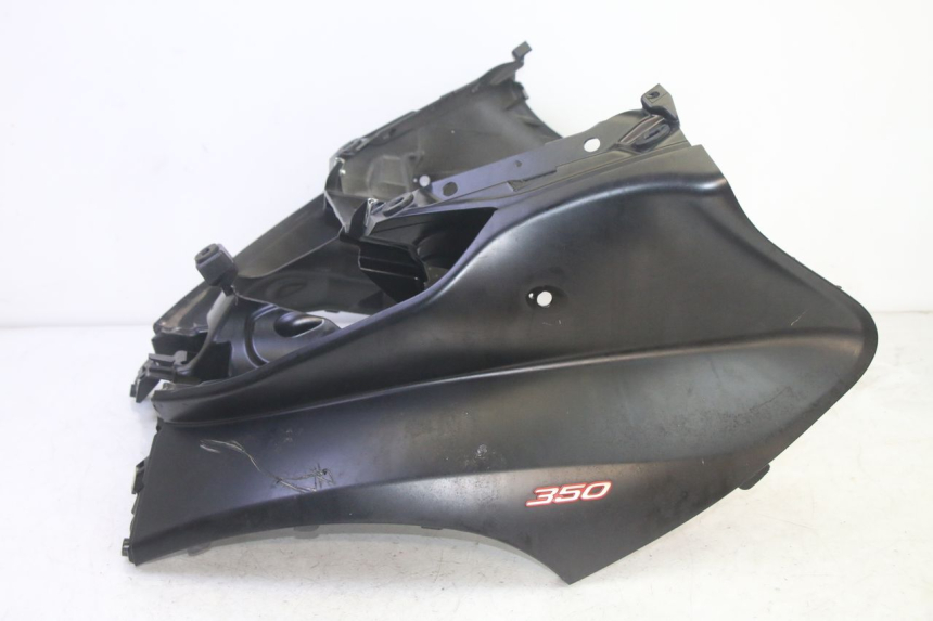 photo de FRONT FAIRING PIAGGIO MP3 HPE 350 (2018 - 2020) - Alternative perspective