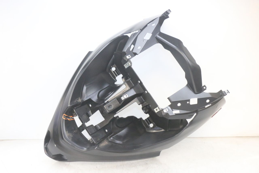 photo de FRONT FAIRING PIAGGIO MP3 HPE 300 (2019 - 2026) - Main view