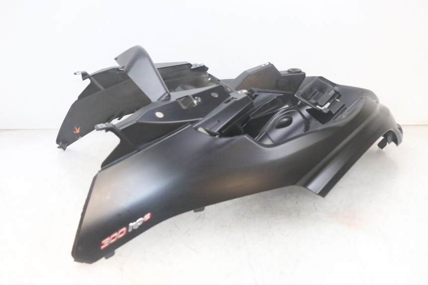 photo de FRONT FAIRING PIAGGIO MP3 HPE 300 (2019 - 2026) - Component detail