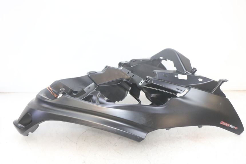 photo de FRONT FAIRING PIAGGIO MP3 HPE 300 (2019 - 2026) - Product overview