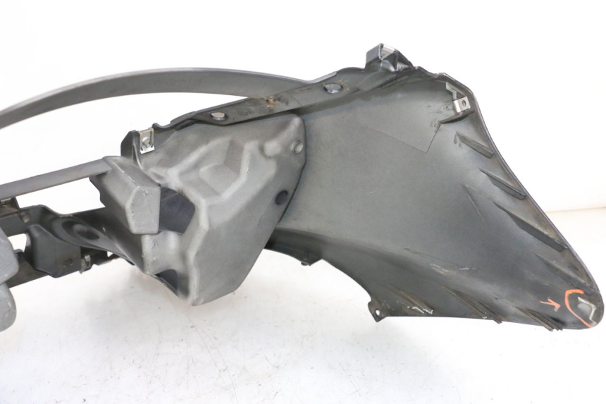 photo de FRONT FAIRING PIAGGIO MP3 125 (2006 - 2014)