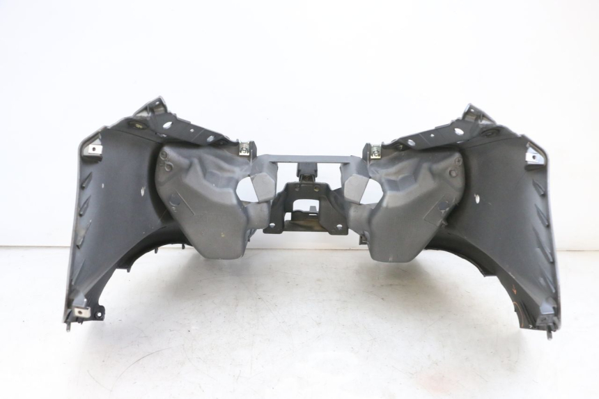 photo de FRONT FAIRING PIAGGIO MP3 500 (2016 - 2018) - Detailed visual inspection