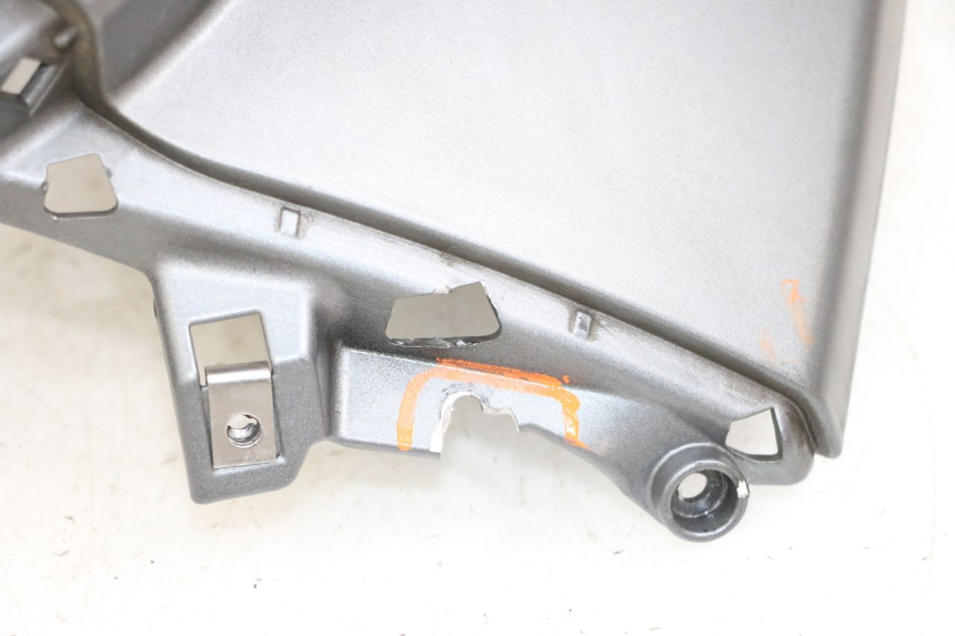 photo de FRONT FAIRING PIAGGIO MP3 500 (2016 - 2018) - Spare part profile view