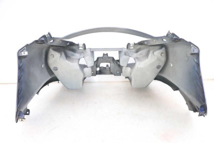 photo de FRONT FAIRING PIAGGIO MP3 RL 250 (2007 - 2010) - Alternative angle