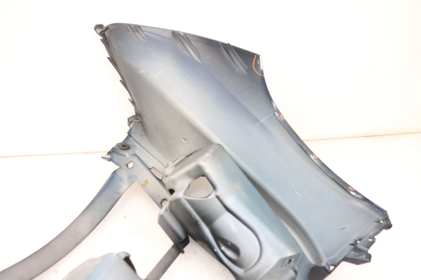 photo de FRONT FAIRING PIAGGIO MP3 RL 250 (2007 - 2010) - Checked used part