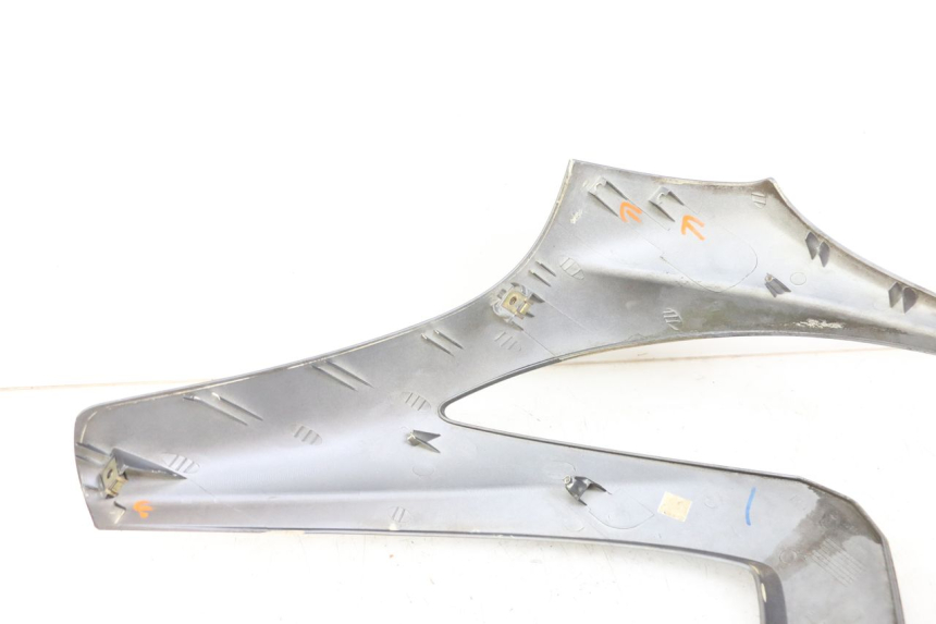 photo de FRONT FAIRING PEUGEOT ELYSTAR 125 (2002 - 2007)