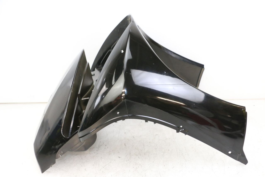 photo de FRONT FAIRING PIAGGIO BEVERLY 125 (1998 - 2005)